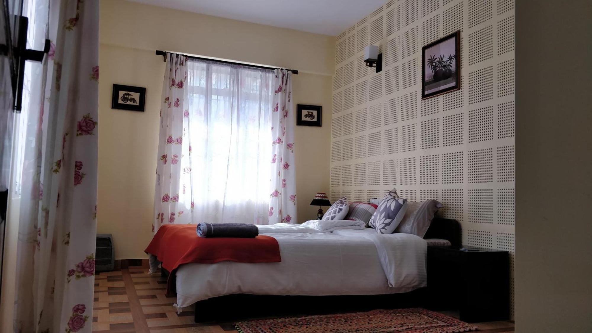 Roseville Shillong Luaran gambar