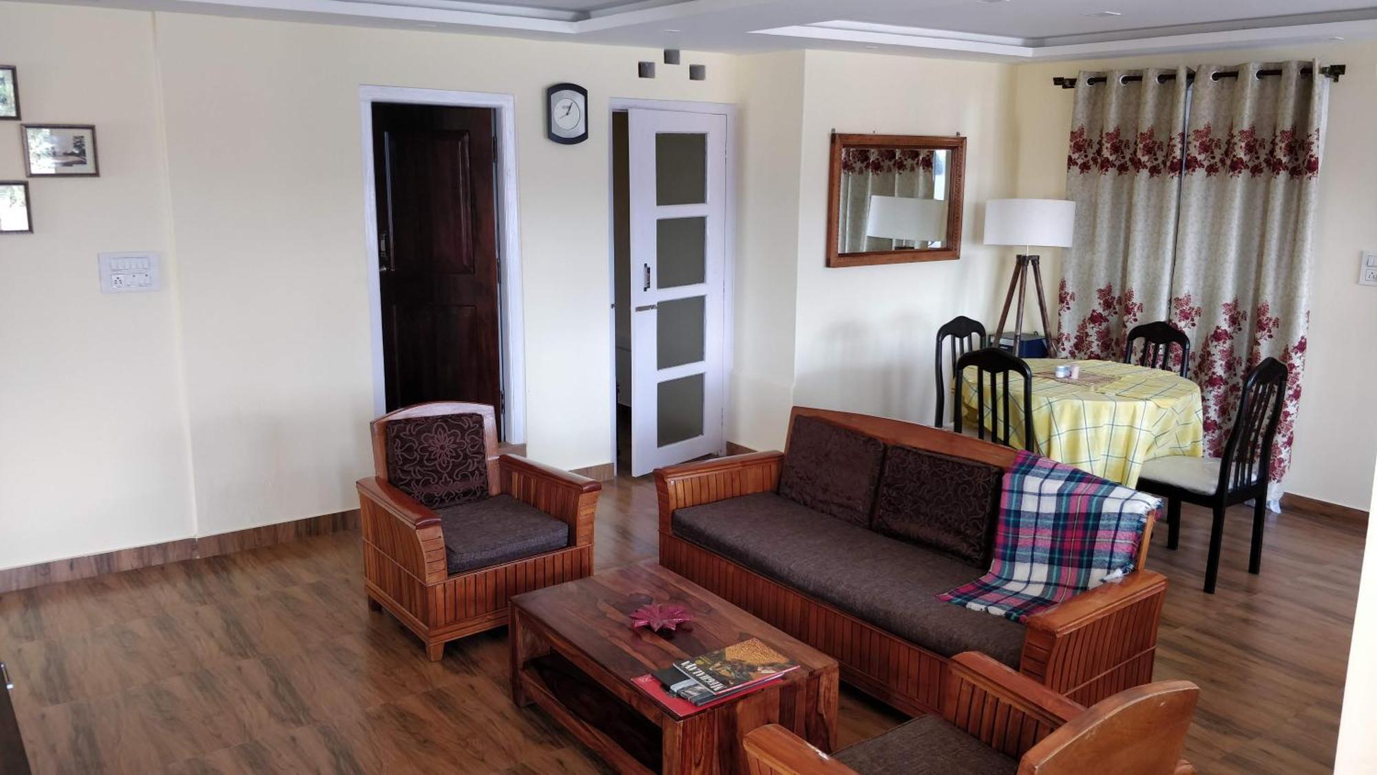 Roseville Shillong Luaran gambar